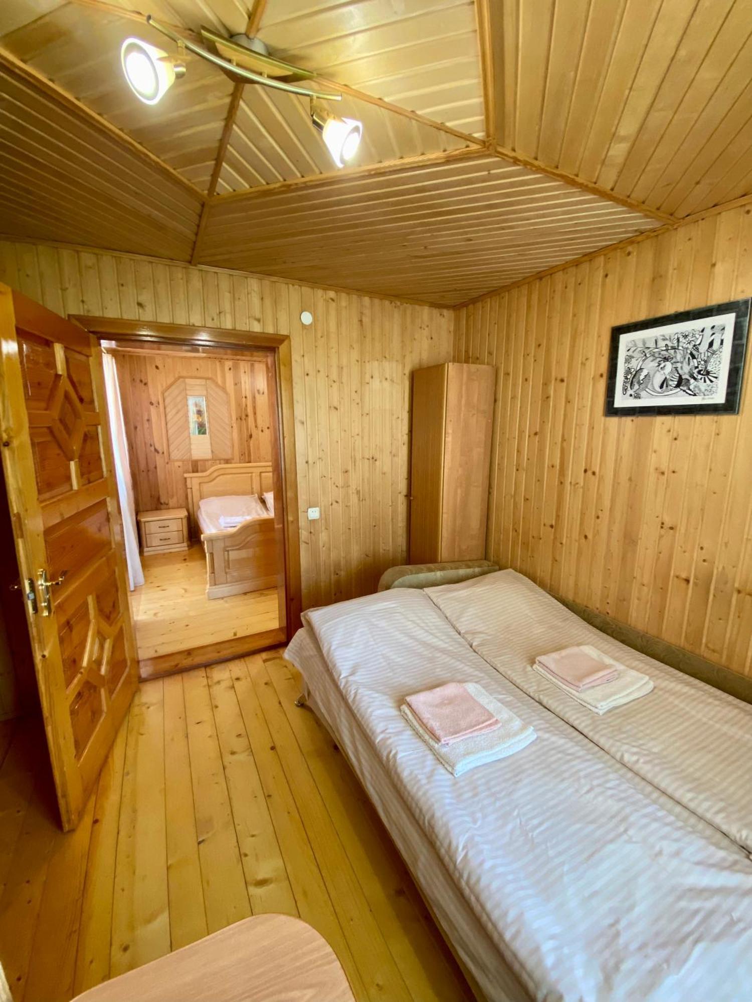 Zyma_Lito Guest House Yaremche Eksteriør billede